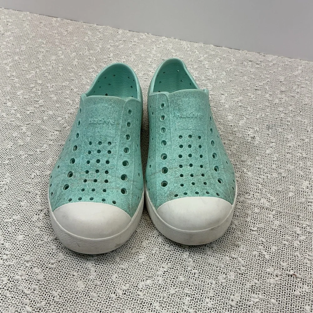 NATIVE Jefferson Kids 12 Aqua Glitter Slip-On Water Shoes